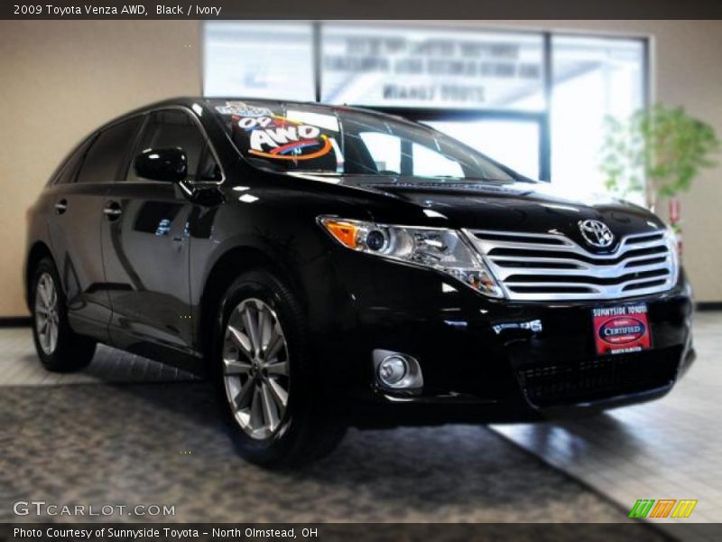 Black / Ivory 2009 Toyota Venza AWD