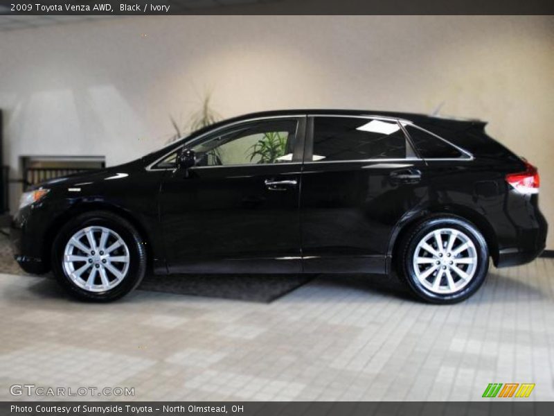 Black / Ivory 2009 Toyota Venza AWD
