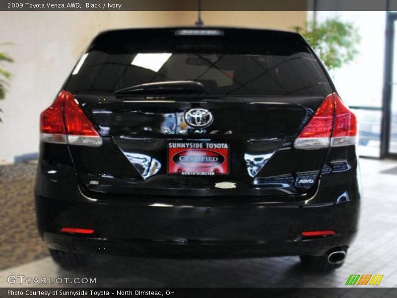 Black / Ivory 2009 Toyota Venza AWD