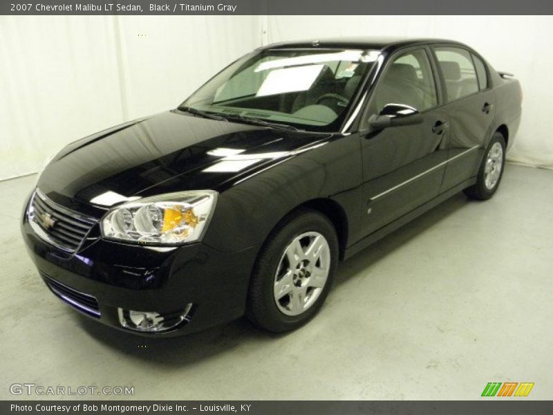 Front 3/4 View of 2007 Malibu LT Sedan