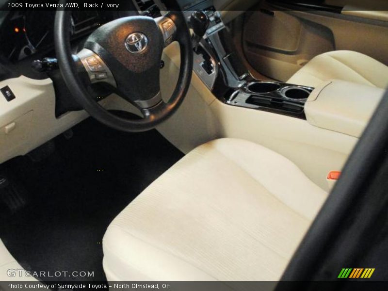 Black / Ivory 2009 Toyota Venza AWD
