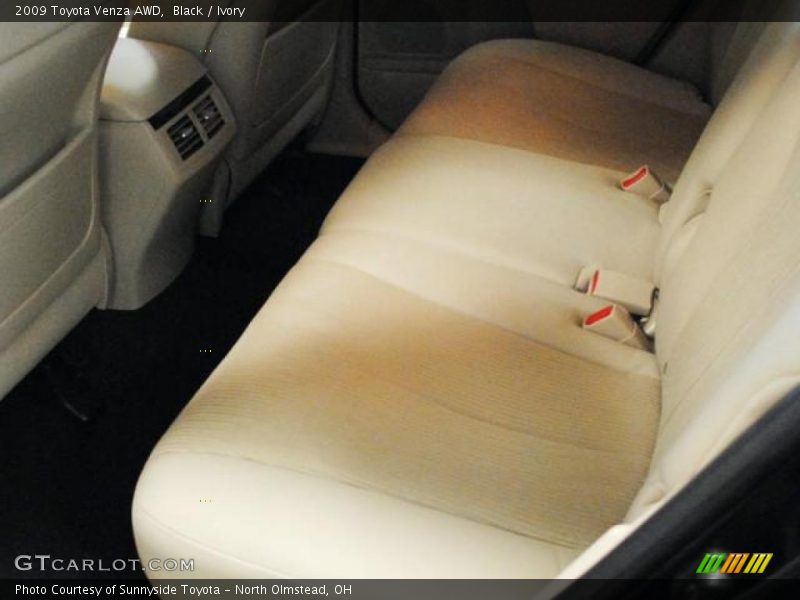 Black / Ivory 2009 Toyota Venza AWD