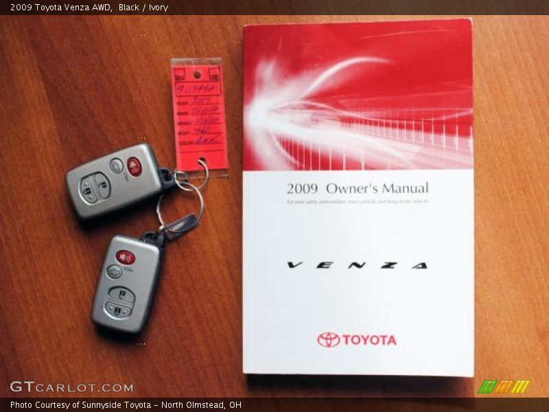 Black / Ivory 2009 Toyota Venza AWD