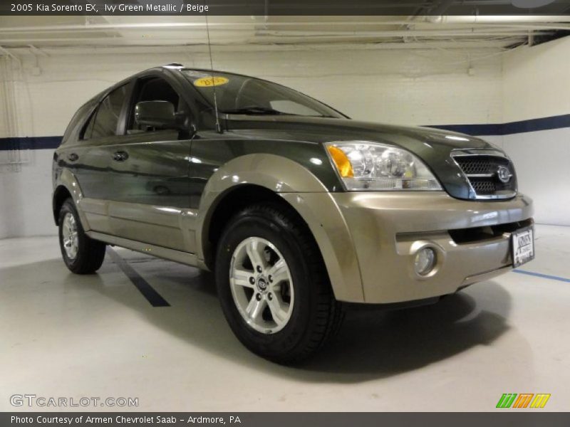 Ivy Green Metallic / Beige 2005 Kia Sorento EX