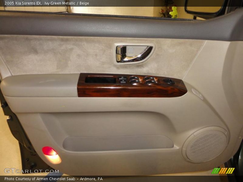 Ivy Green Metallic / Beige 2005 Kia Sorento EX
