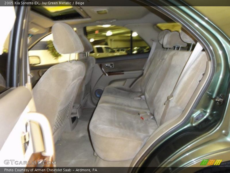 Ivy Green Metallic / Beige 2005 Kia Sorento EX