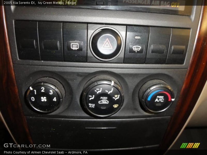 Ivy Green Metallic / Beige 2005 Kia Sorento EX