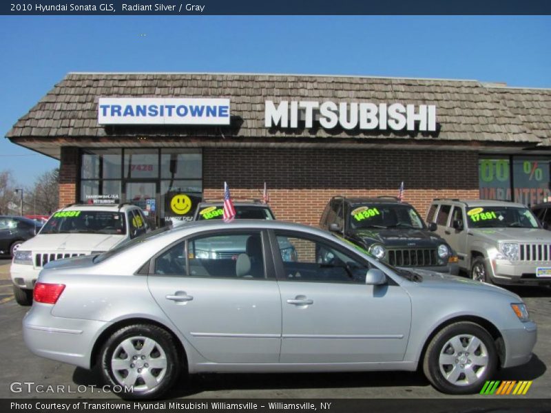 Radiant Silver / Gray 2010 Hyundai Sonata GLS