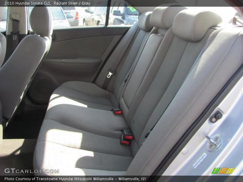 Radiant Silver / Gray 2010 Hyundai Sonata GLS
