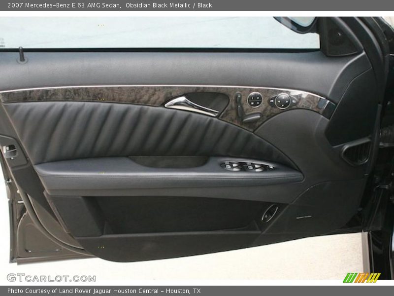 Door Panel of 2007 E 63 AMG Sedan