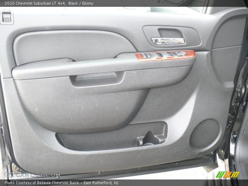Black / Ebony 2010 Chevrolet Suburban LT 4x4