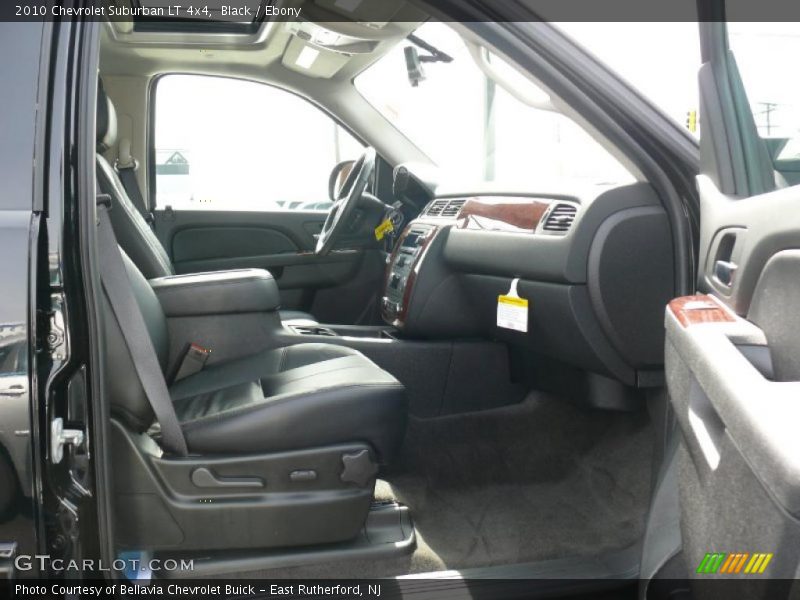 Black / Ebony 2010 Chevrolet Suburban LT 4x4