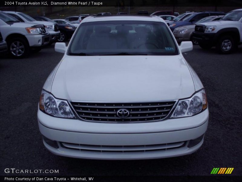 Diamond White Pearl / Taupe 2004 Toyota Avalon XLS