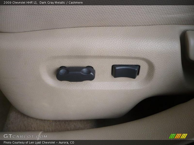 Dark Gray Metallic / Cashmere 2009 Chevrolet HHR LS