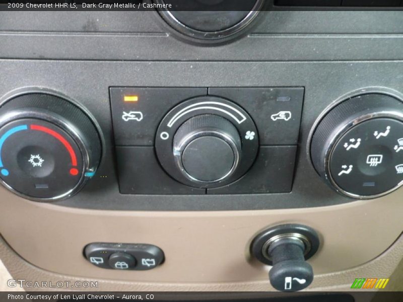 Dark Gray Metallic / Cashmere 2009 Chevrolet HHR LS