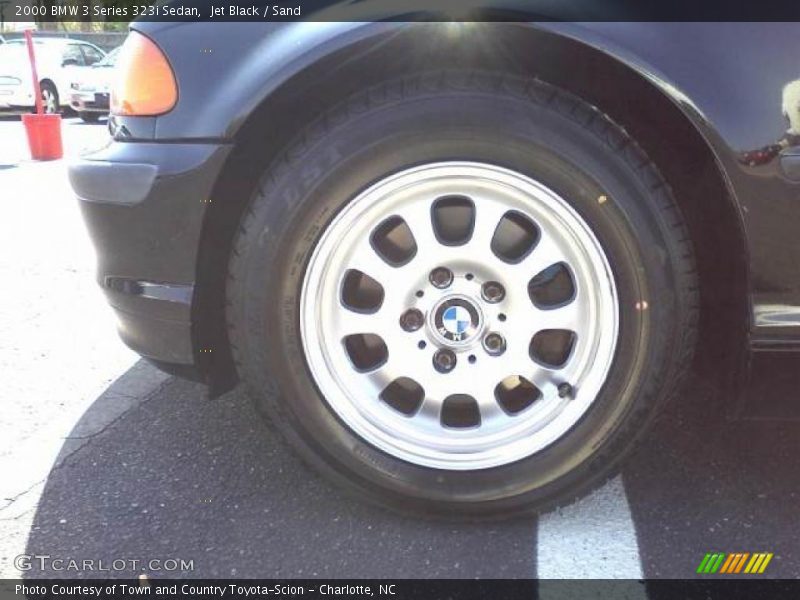  2000 3 Series 323i Sedan Wheel