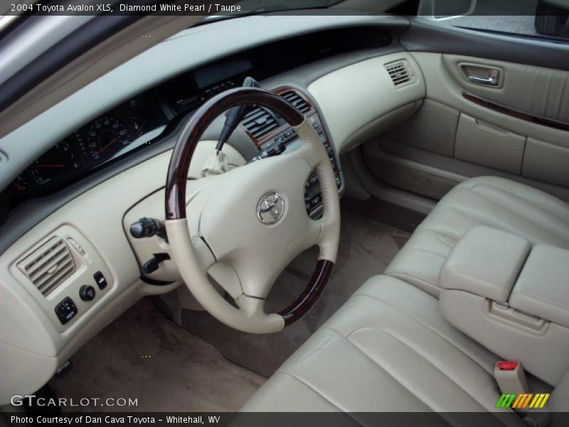 Diamond White Pearl / Taupe 2004 Toyota Avalon XLS