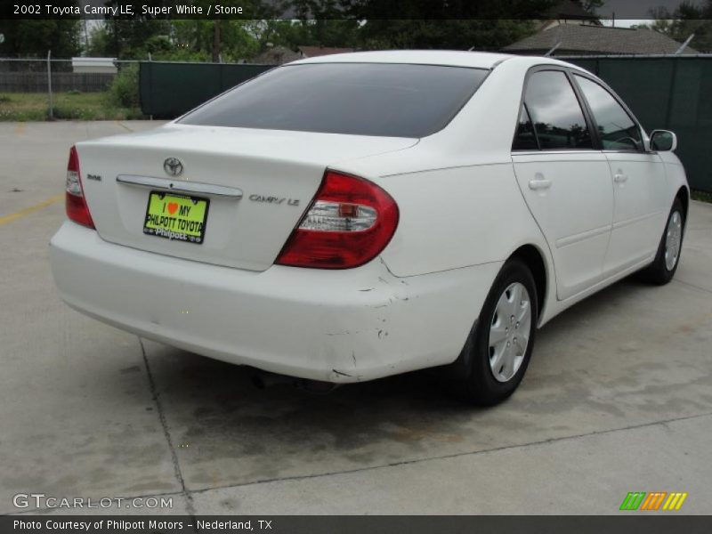 Super White / Stone 2002 Toyota Camry LE