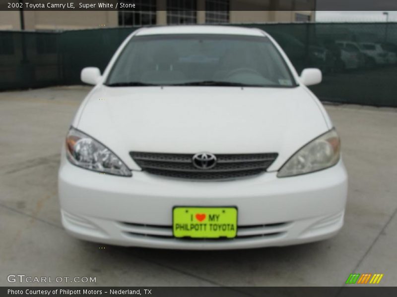 Super White / Stone 2002 Toyota Camry LE