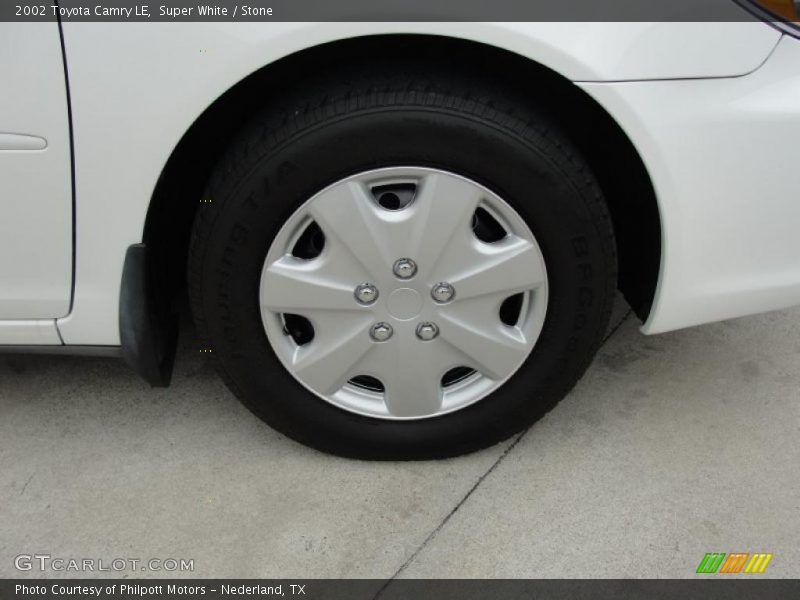 Super White / Stone 2002 Toyota Camry LE