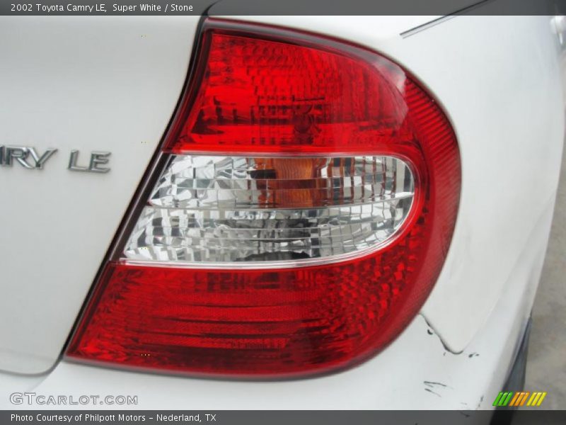 Super White / Stone 2002 Toyota Camry LE