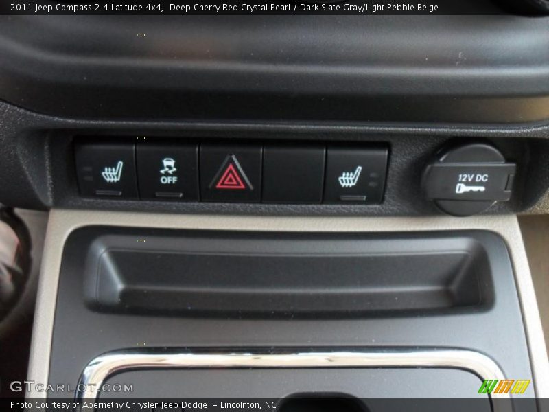 Controls of 2011 Compass 2.4 Latitude 4x4