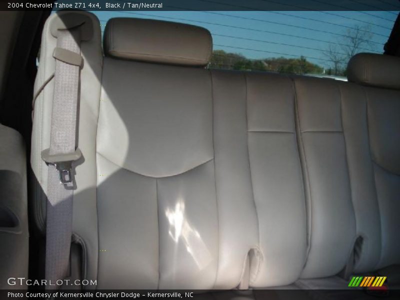 Black / Tan/Neutral 2004 Chevrolet Tahoe Z71 4x4