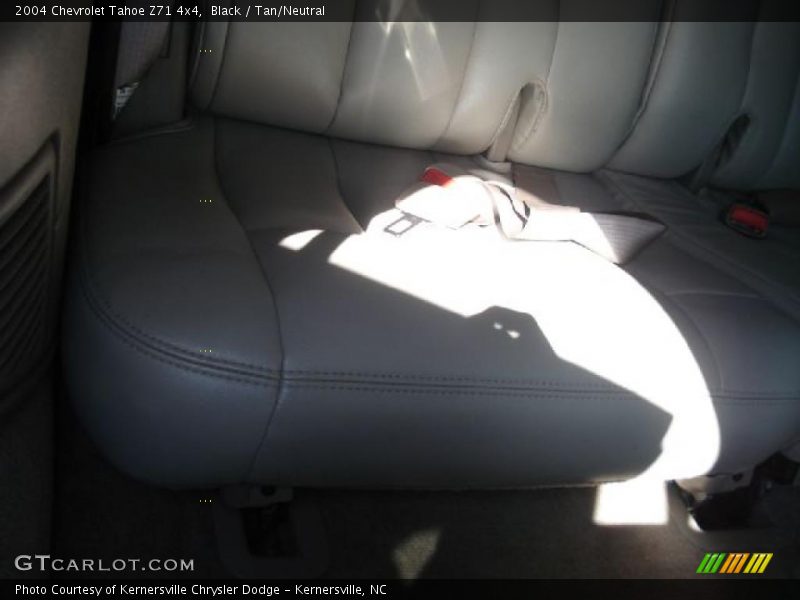 Black / Tan/Neutral 2004 Chevrolet Tahoe Z71 4x4