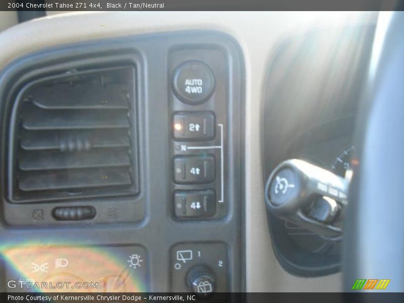 Black / Tan/Neutral 2004 Chevrolet Tahoe Z71 4x4