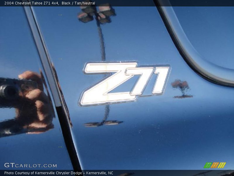Black / Tan/Neutral 2004 Chevrolet Tahoe Z71 4x4