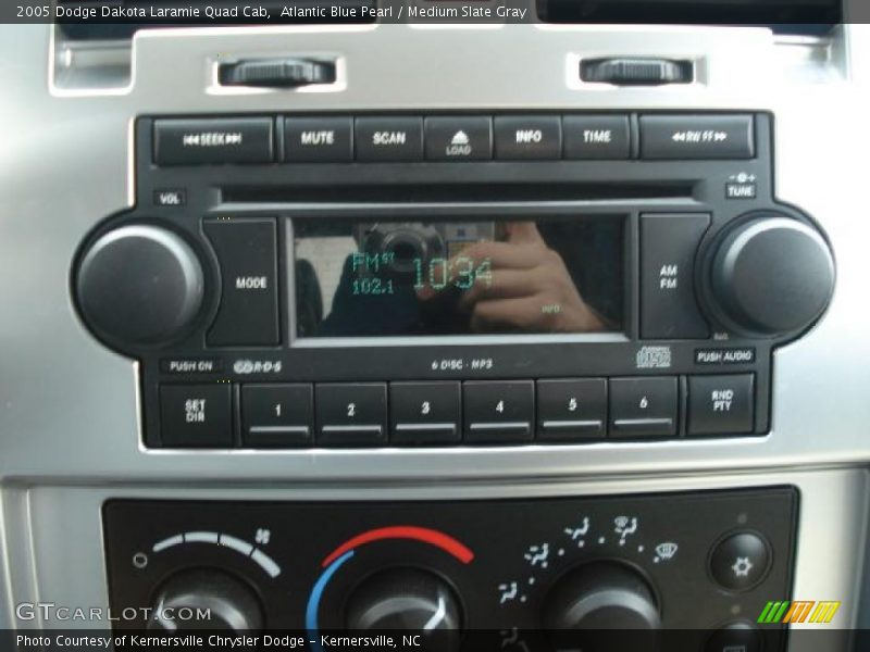 Controls of 2005 Dakota Laramie Quad Cab