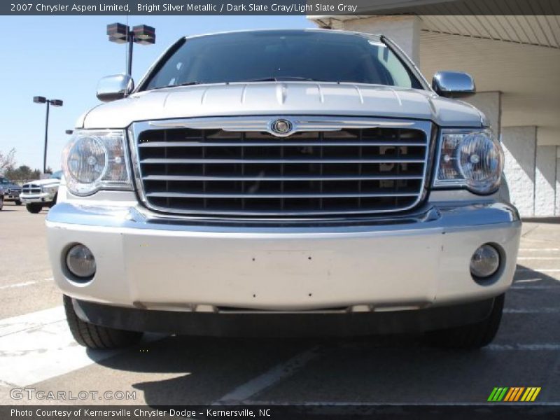 Bright Silver Metallic / Dark Slate Gray/Light Slate Gray 2007 Chrysler Aspen Limited