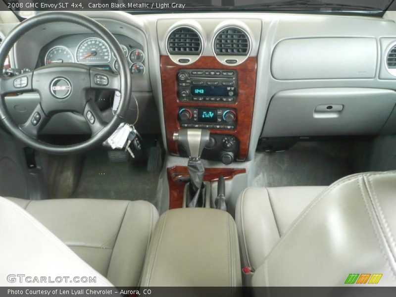 Dashboard of 2008 Envoy SLT 4x4