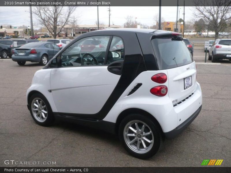 Crystal White / design Black 2010 Smart fortwo passion coupe