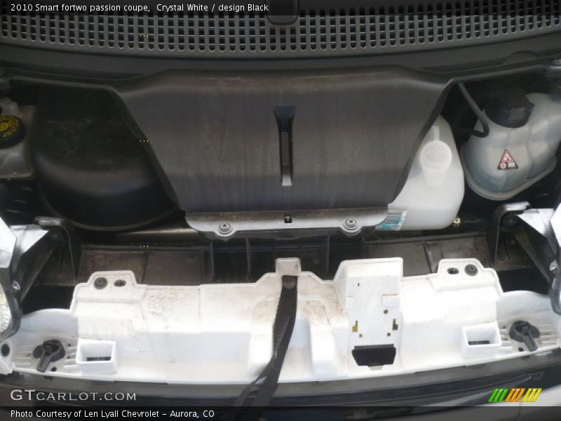 Crystal White / design Black 2010 Smart fortwo passion coupe