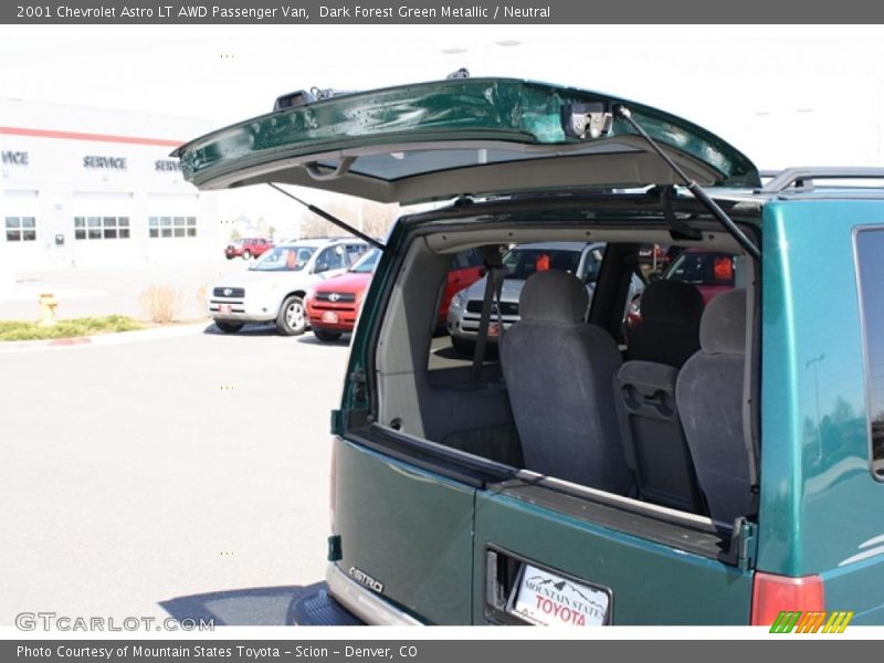 Dark Forest Green Metallic / Neutral 2001 Chevrolet Astro LT AWD Passenger Van
