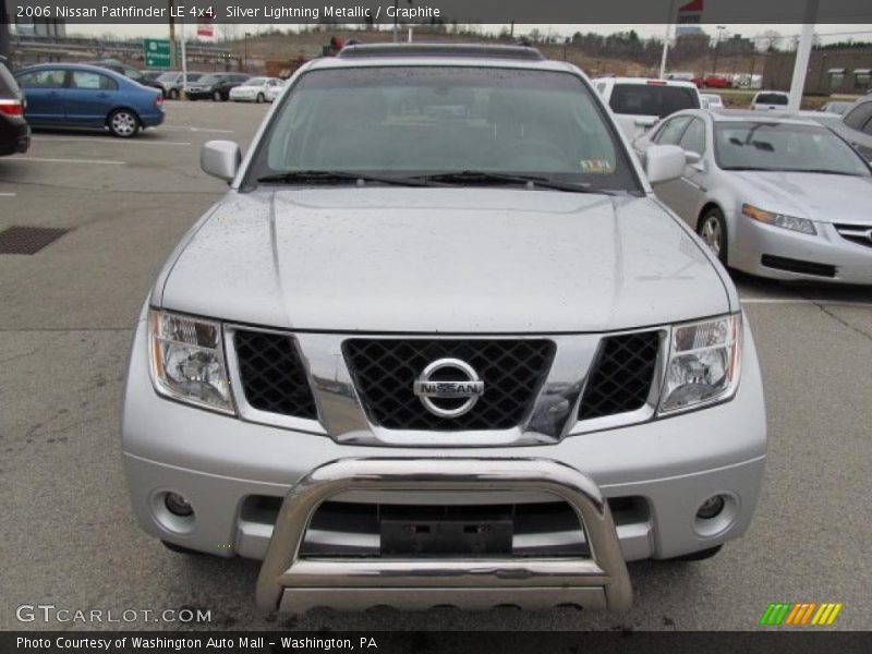Silver Lightning Metallic / Graphite 2006 Nissan Pathfinder LE 4x4