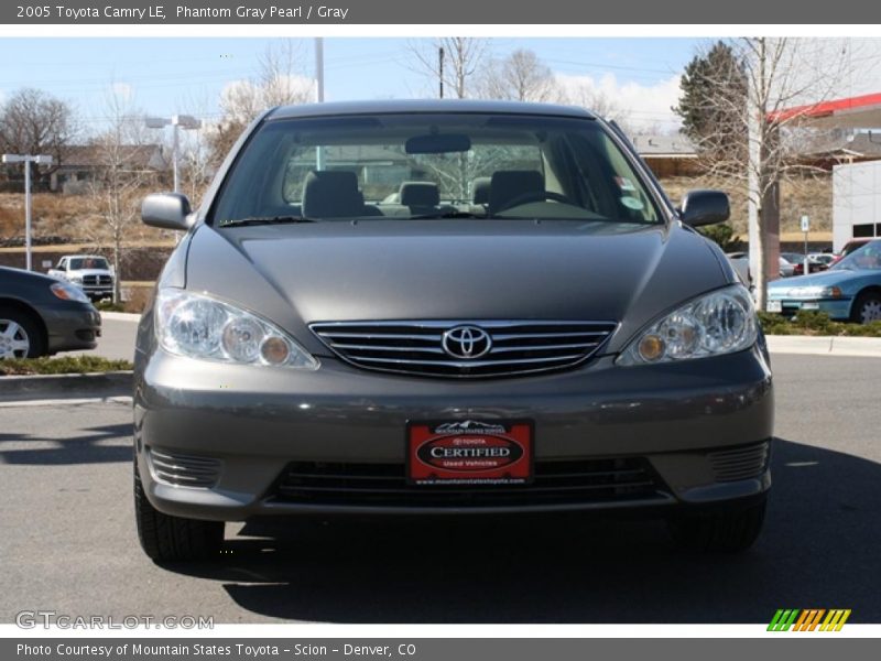 Phantom Gray Pearl / Gray 2005 Toyota Camry LE