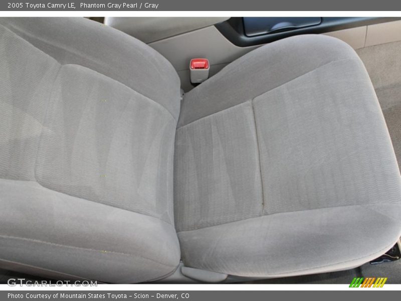 Phantom Gray Pearl / Gray 2005 Toyota Camry LE