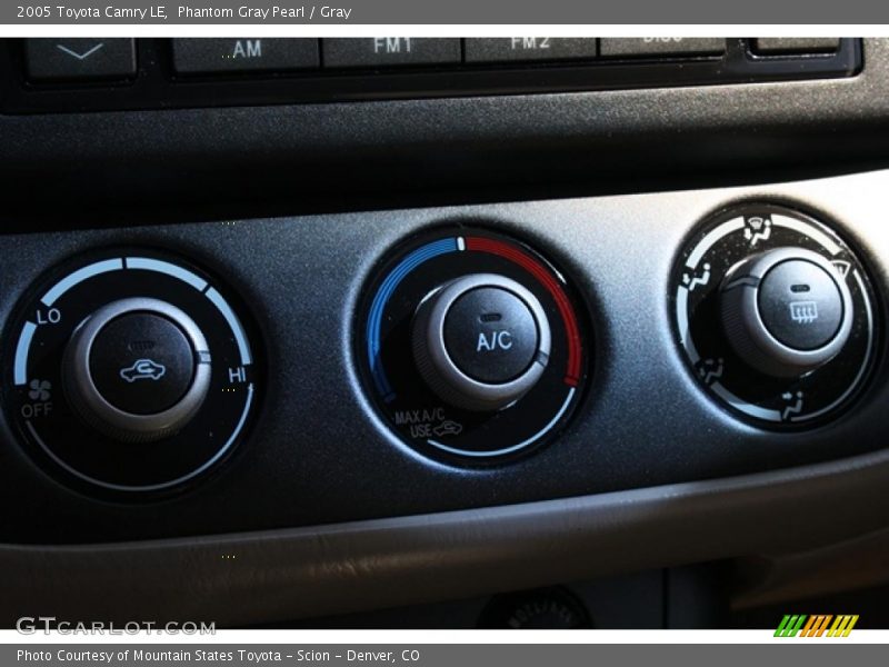 Phantom Gray Pearl / Gray 2005 Toyota Camry LE