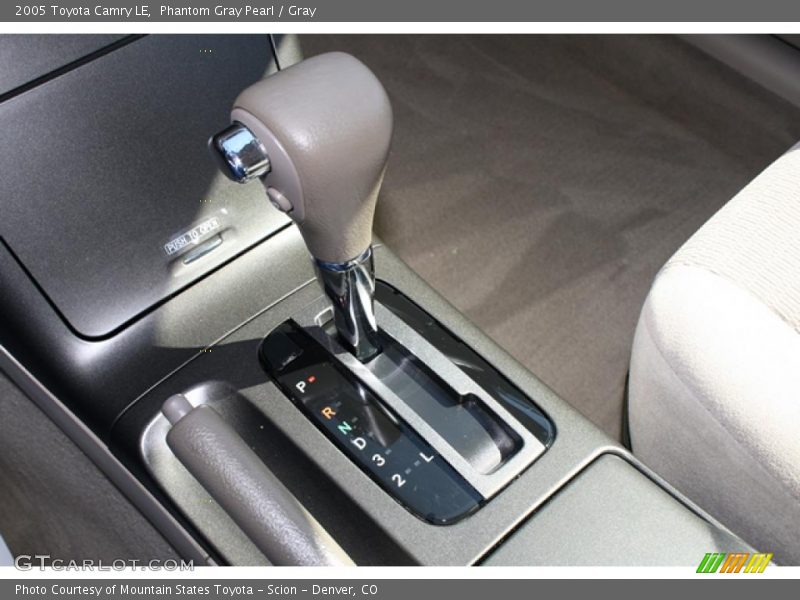 Phantom Gray Pearl / Gray 2005 Toyota Camry LE