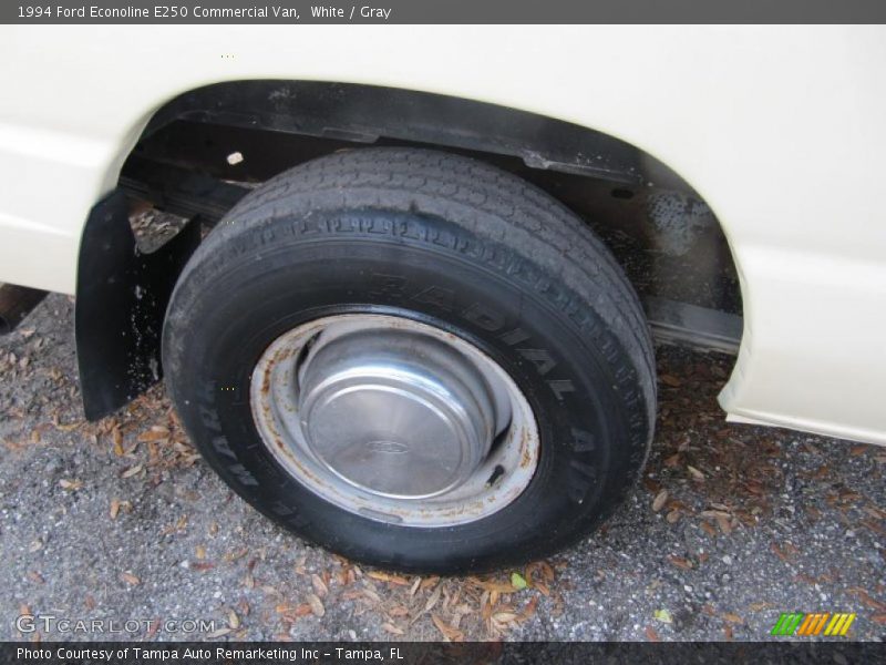  1994 Econoline E250 Commercial Van Wheel