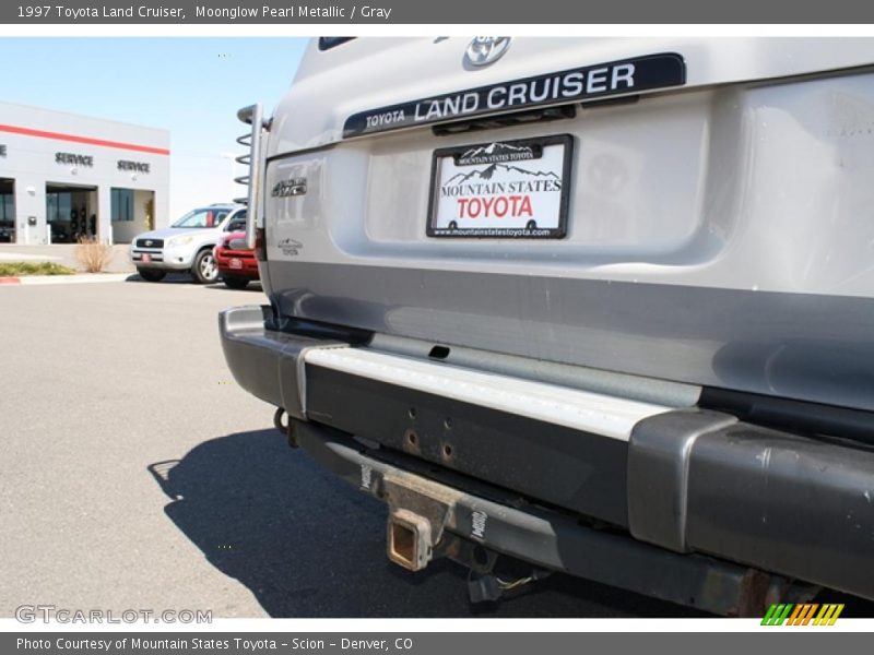 Moonglow Pearl Metallic / Gray 1997 Toyota Land Cruiser