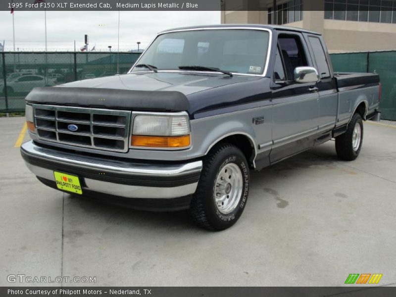 Front 3/4 View of 1995 F150 XLT Extended Cab