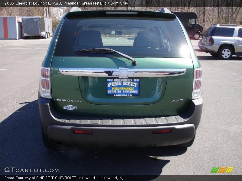 Meander Green Metallic / Light Gray 2005 Chevrolet Equinox LS AWD