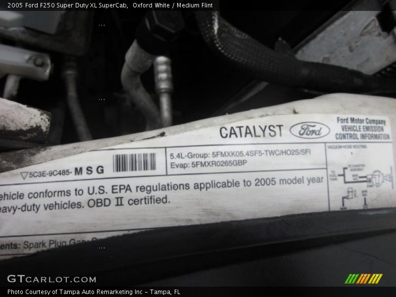 Info Tag of 2005 F250 Super Duty XL SuperCab