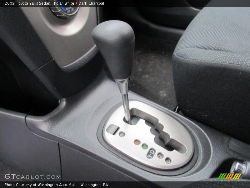 Polar White / Dark Charcoal 2009 Toyota Yaris Sedan