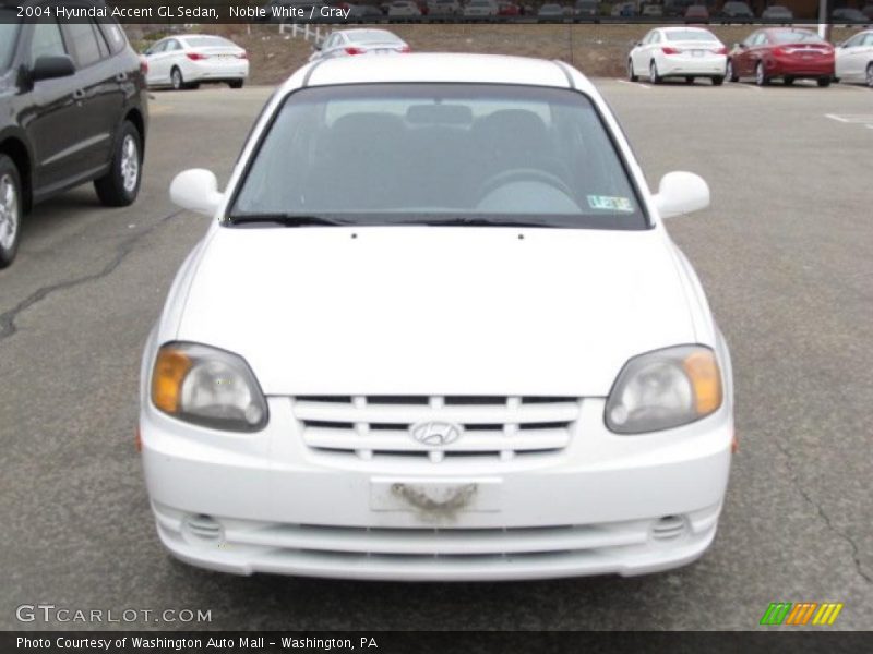 Noble White / Gray 2004 Hyundai Accent GL Sedan