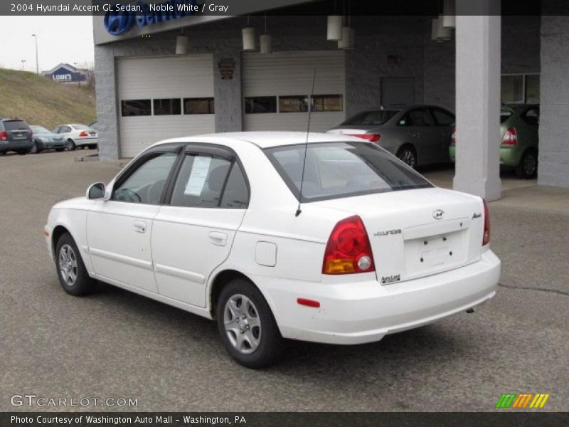 Noble White / Gray 2004 Hyundai Accent GL Sedan