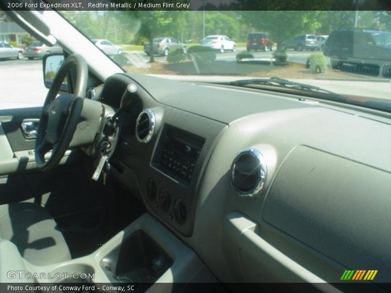 Redfire Metallic / Medium Flint Grey 2006 Ford Expedition XLT